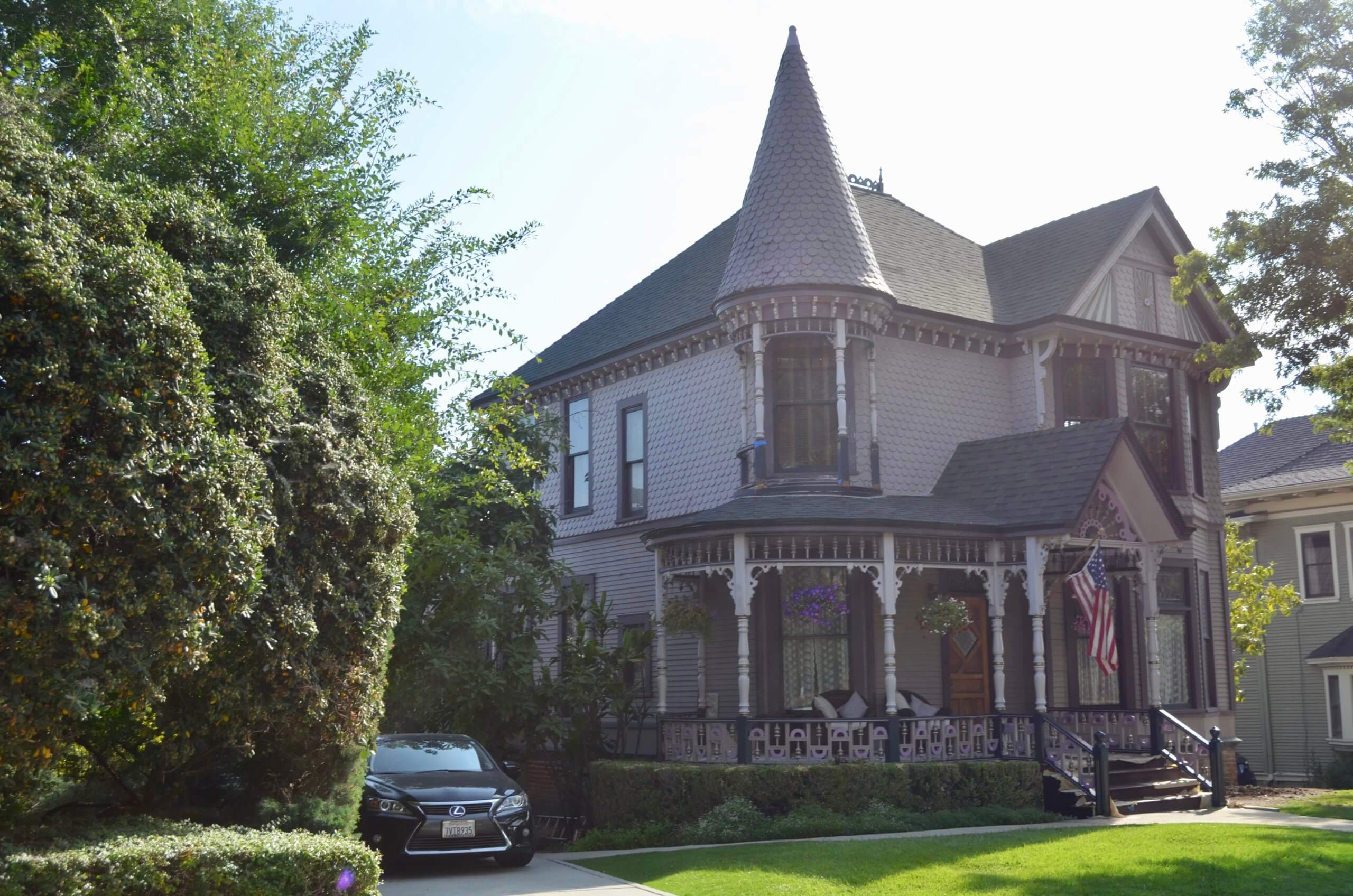 Carroll Avenue Gaelle in Los Angeles